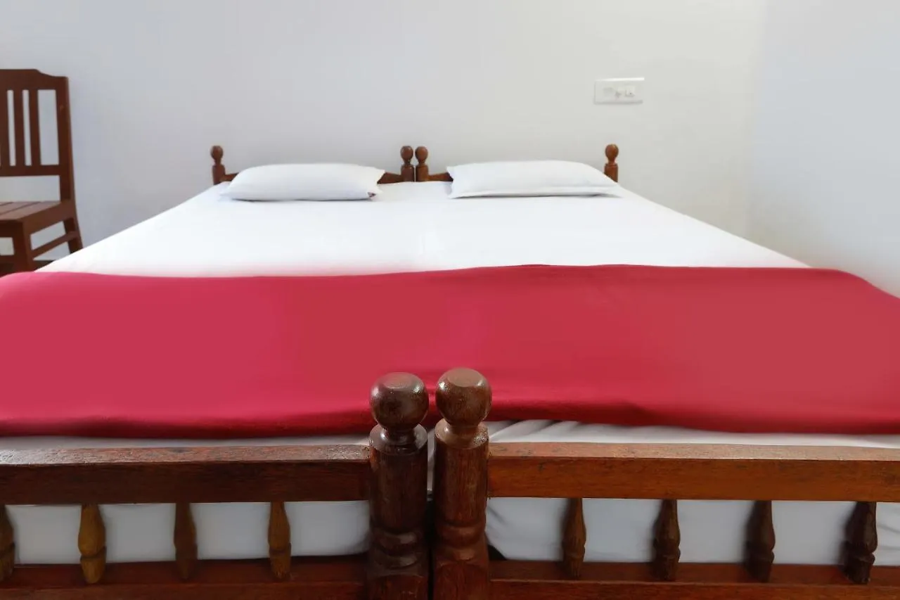 **  Hotel Spot On 49316 Cherai Residency Kochi Indie