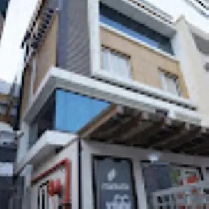 Hotel Shanti Dormitory, ***