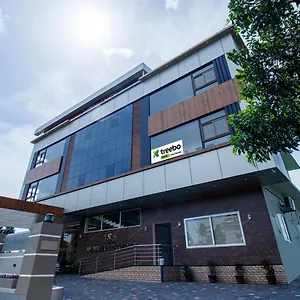 3* Hotel Treebo Amigos Residency Cochin Airport
