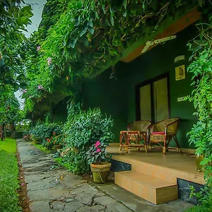 Resort Ecotones By Eden Environs ***